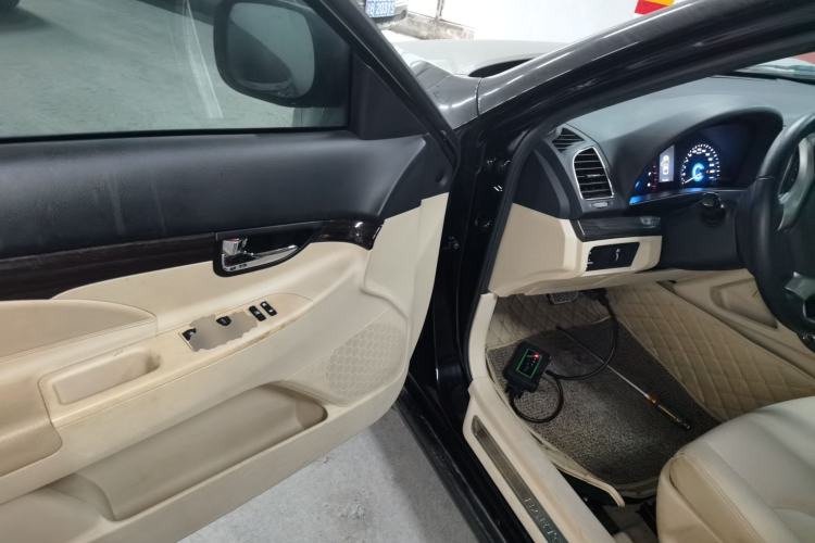 Used CHANGAN Raeton 2014 1.8T Automatic Elite Anniversary Edition China IV Standard