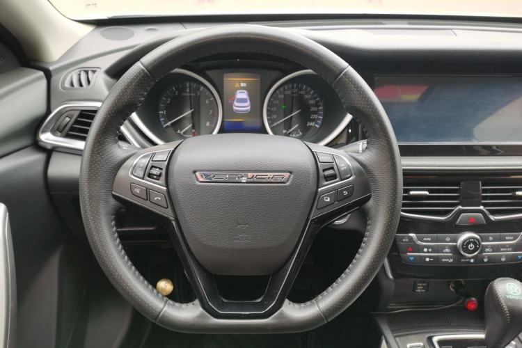 Used Venucia T90 2017 2.0L CVT Leading Edition Steering Wheel