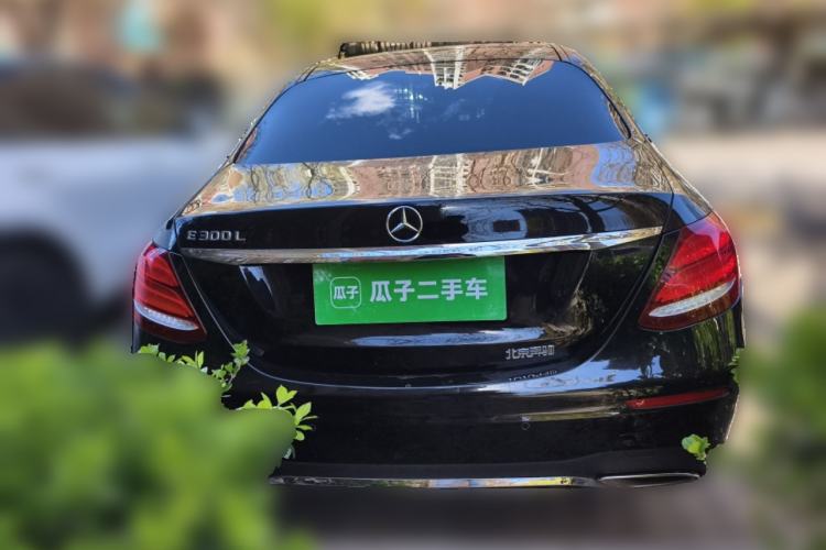 Used Mercedes-Benz E-Class 2017 E 300 L Sporty and Stylish Model
