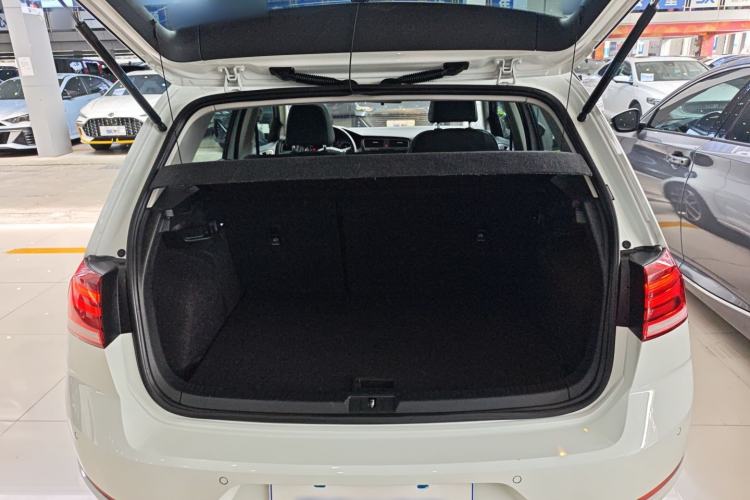 Used Volkswagen Golf 2020 280TSI DSG Comfort Version
