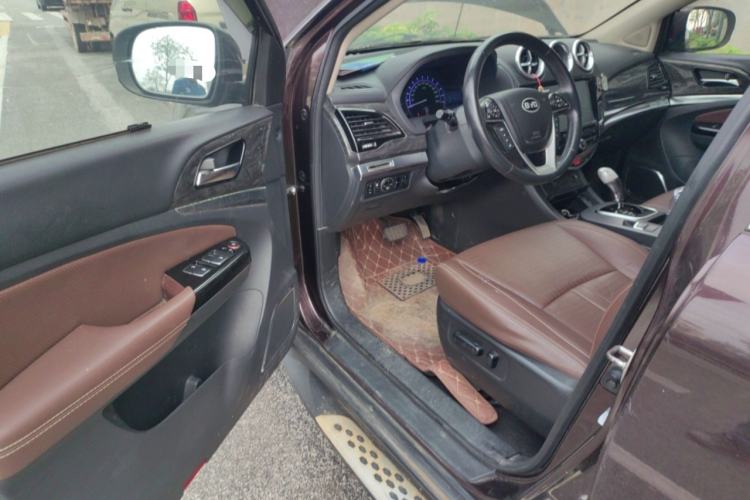 Used BYD S7 2016 2.0T Automatic Prestige Plus
