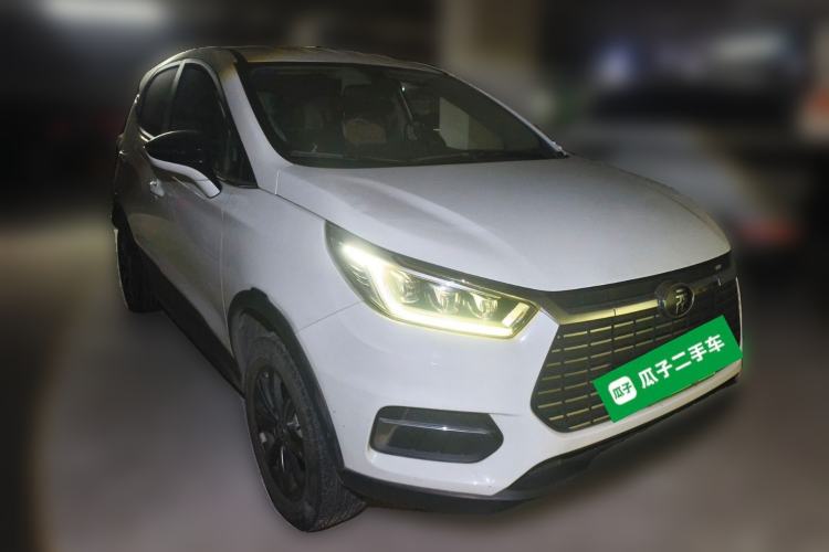 Used BYD Yuan New Energy 2019 EV535 Smart Connect Trendsetting Model Front Right 45 Deg