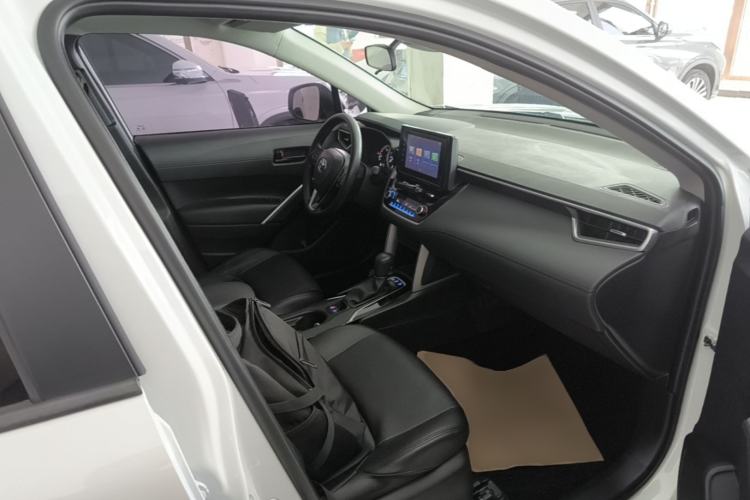 Used Toyota FRONTLANDER 2022 2.0L CVT Leading Edition