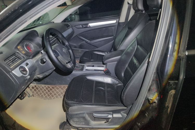 Used Volkswagen Passat 2011 1.8 TSI DSG Prestige Edition Left Front Seat