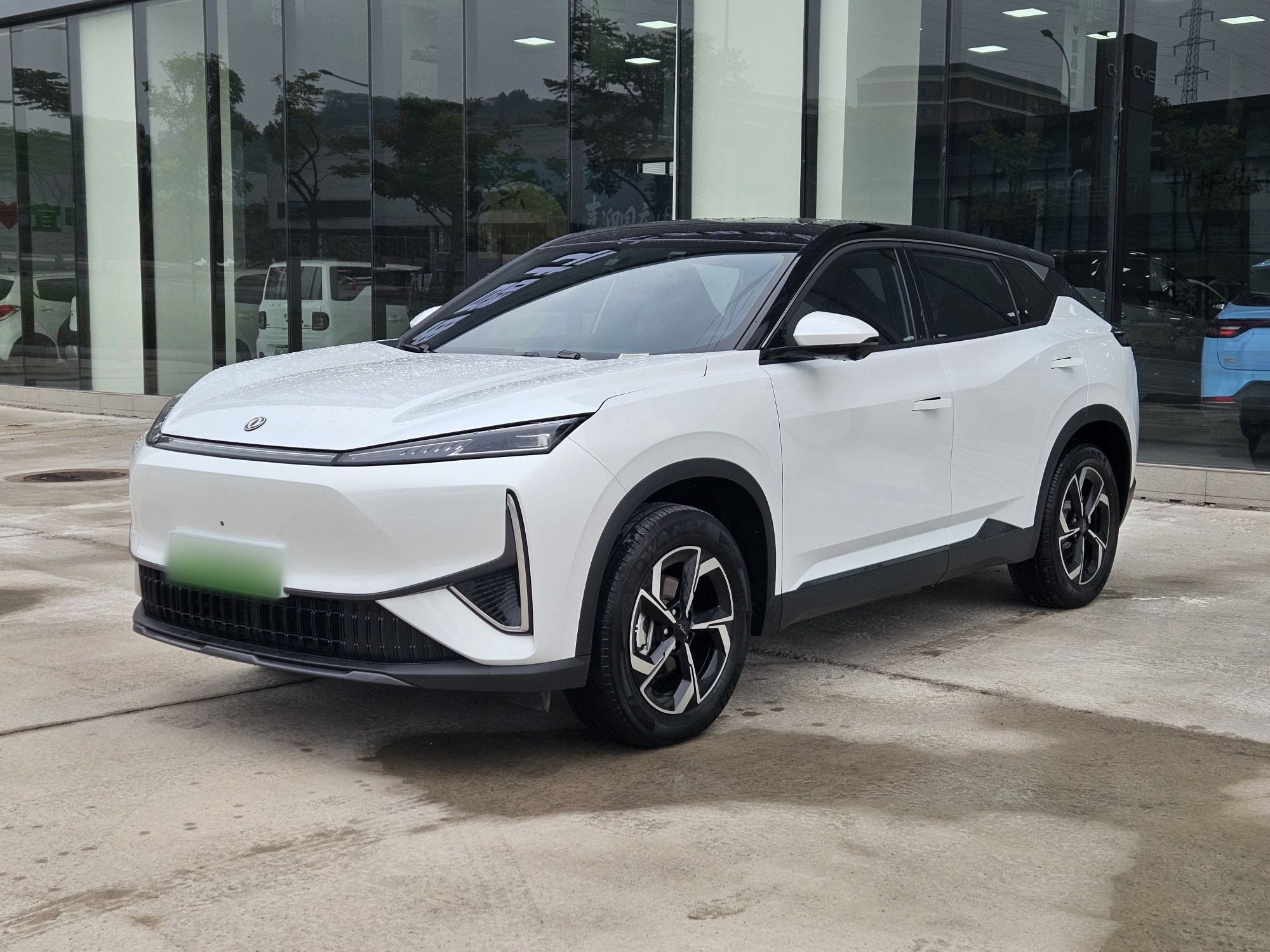 Dongfeng Aeolus L7 New Energy — снимка 13
