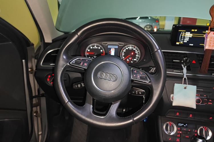 Used Audi Q3 2013 35 TFSI quattro Luxury Model