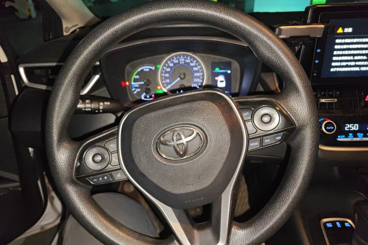 Used Toyota Corolla 2021 Dual-Motor 1.8L E-CVT Elite Edition