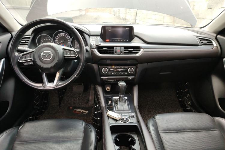 Used Mazda Atenza 2018 2.0L Blue Sky Luxury Edition China V Standard Center Console