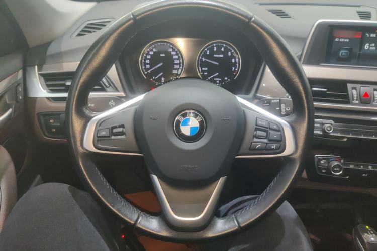 Used BMW X1 2018 sDrive18Li Luxury Model Steering Wheel