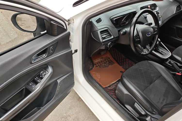 Used Ford Escort 2019 Revised Version 1.5L Automatic Enjoyment Type China VI Standard
