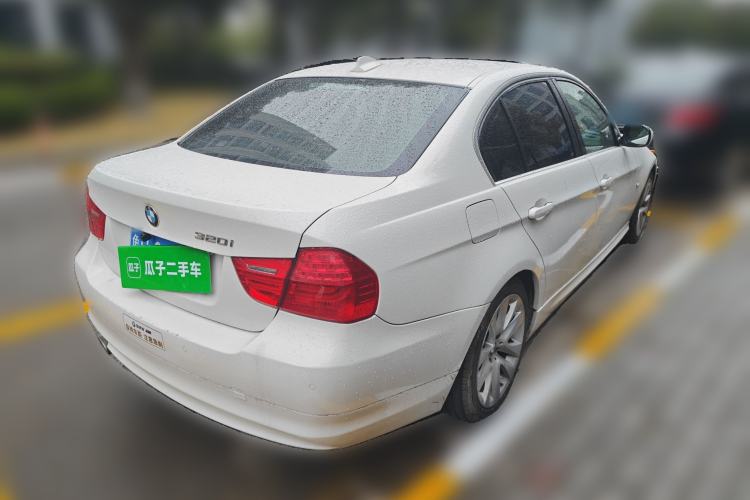 Used BMW 3 Series 2010 320i Luxury Model