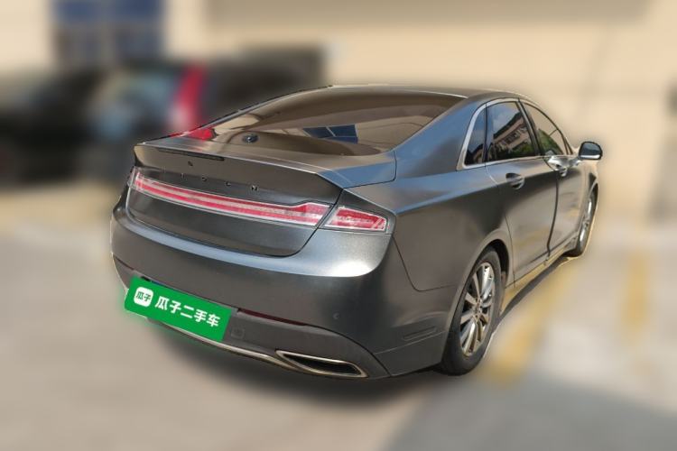 Used Lincoln MKZ 2020 2.0T Deluxe Edition Rear Right 45 Deg