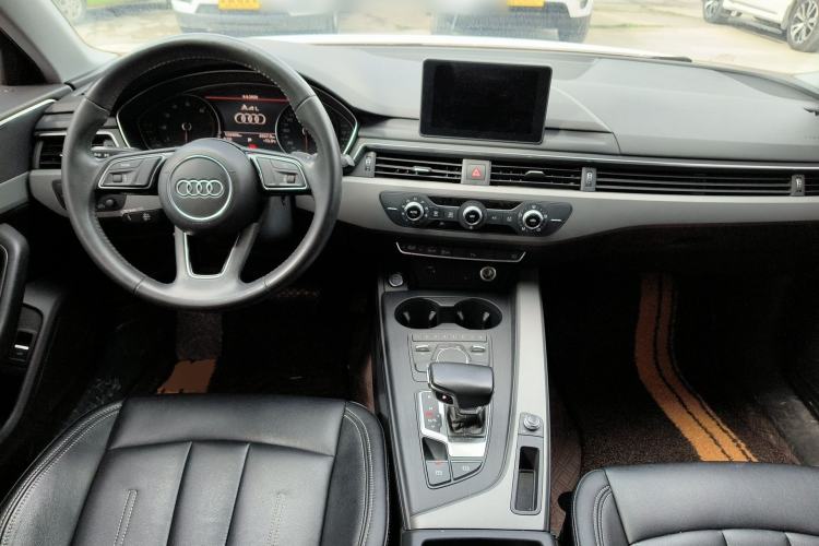 Used Audi A4L 2018 30th Anniversary Edition 40 TFSI Trendy Model
