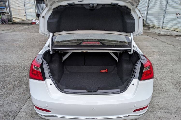 Used Baojun 630 2016 1.5L automatic comfort version