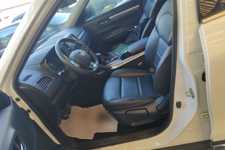 Used Renault Koleos 2017 2.0L Two-Wheel-Drive Leading Edition