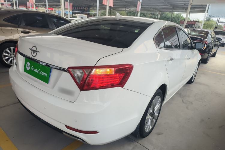 Used Haima M8 2014 2.0L Automatic Luxury Version