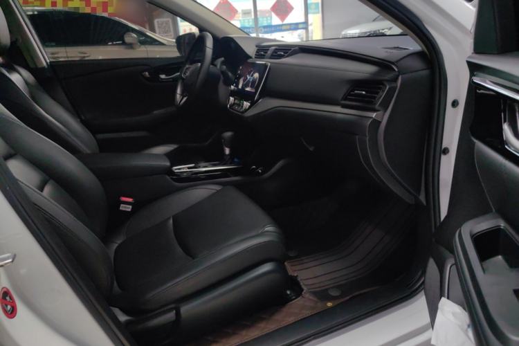 Used Honda Envix 2022 180TURBO CVT Enjoy Edition Right Front Seat