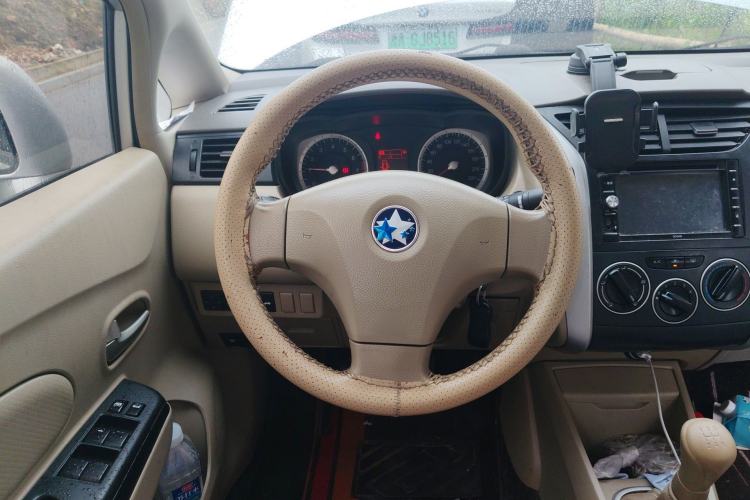 Used Venucia D50 2013 1.6L Manual Fashion Edition Steering Wheel