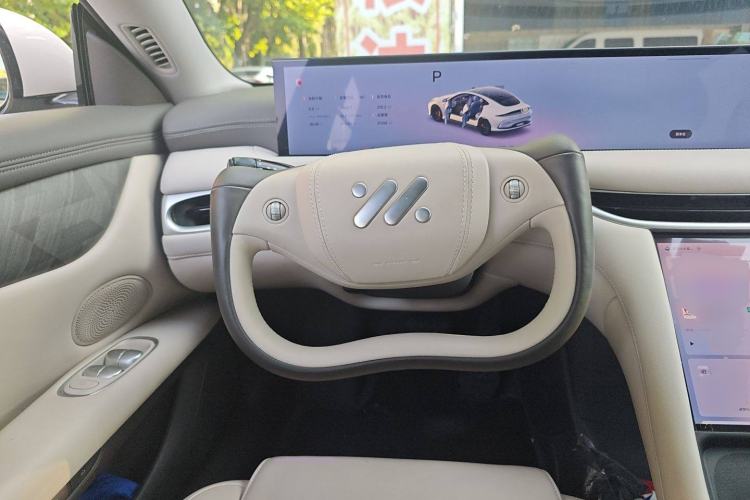 Used IM L6 2024 Max Standard Edition
