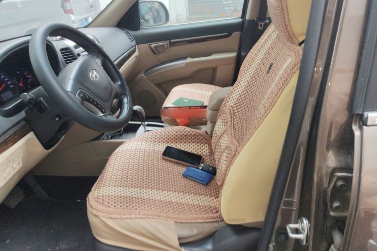 Used Hyundai Santa Fe Classic 2012 2.4 Luxury Edition 7-Seater Four-Wheel Drive