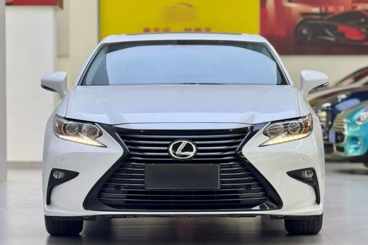Used Lexus ES 2017 200 30th Anniversary Edition