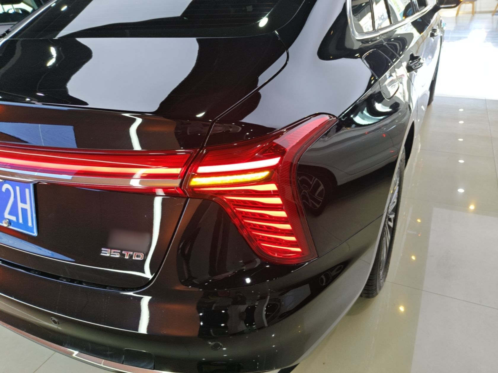 Hongqi H5 2025 1.5T DCT Qiyun 500 000th Unit Commemorative Edition — снимка 9