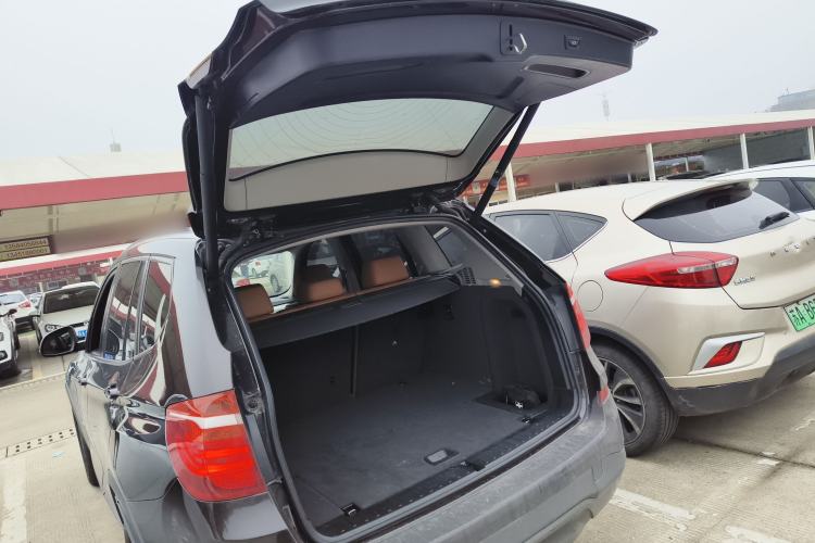 Used BMW X3 2014 xDrive28i Leading Model