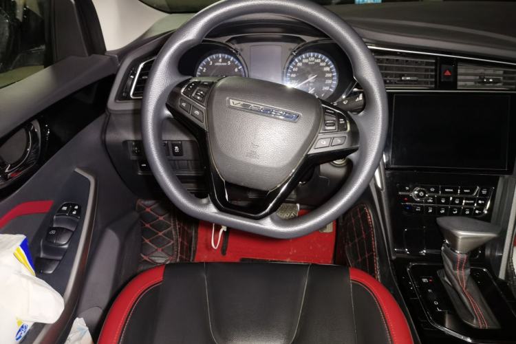 Used Venucia D60 2019 1.6L XL CVT SmartConnect Elite Edition (ISS)
