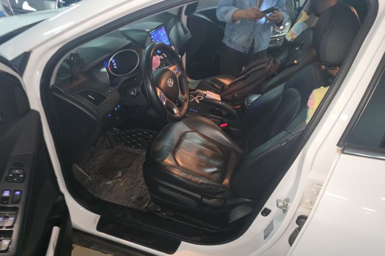 Used Hyundai ix35 2015 2.0L Automatic 2WD Smart Version China V Standard Left Front Seat