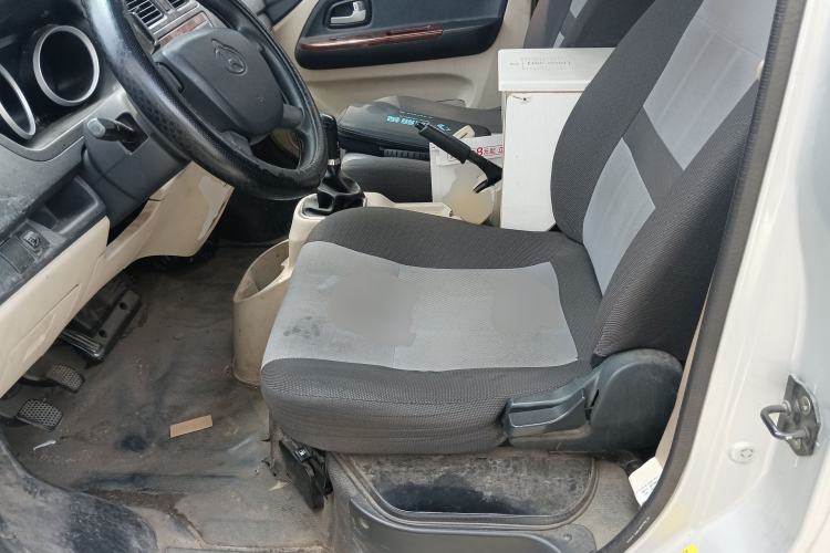 Used CHANGAN KAICHENG Ruixing M80 2018 1.5L Comfort Version Flat-Top Liftback 4G15S Left Front Seat