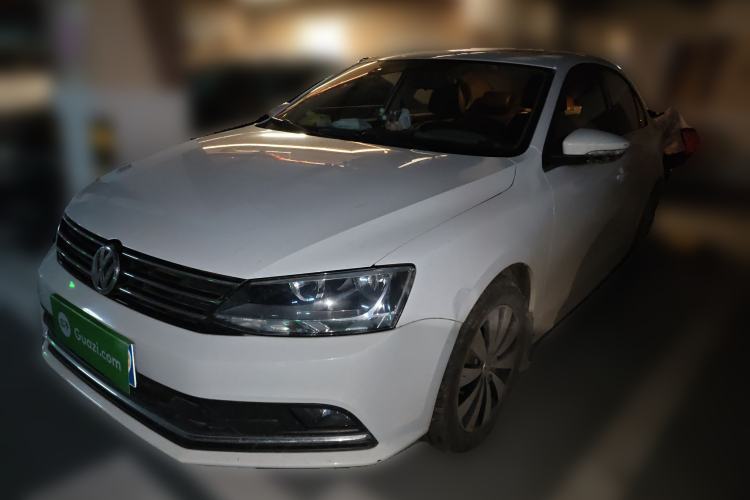 Used Volkswagen Sagitar 2017 1.6L Manual Comfort Model