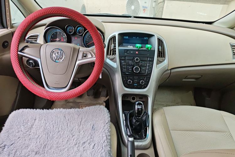 Used Buick GT 2012 GT 1.6L Manual Entry-Level Model