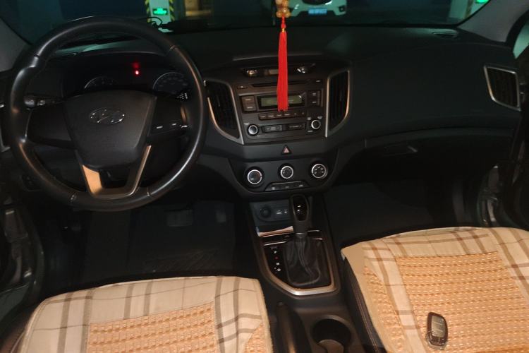 Used Hyundai ix25 2015 1.6L Automatic Two-Wheel Drive Smart GLS Trim
