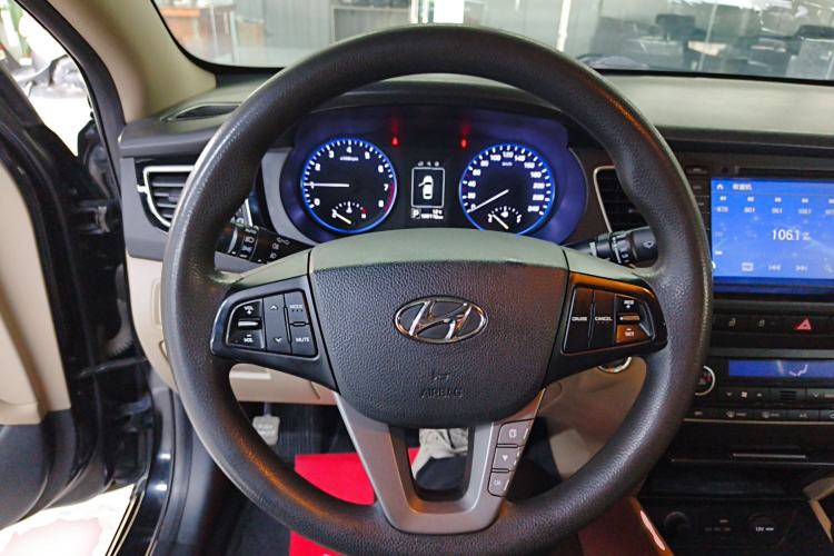 Used Hyundai Mistra 2014 1.8L Automatic Smart GLS