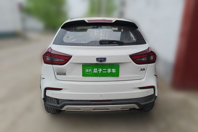 Used Geely Auto Vision X3 2019 Upgraded Model 1.5L CVT Elite Version Rear