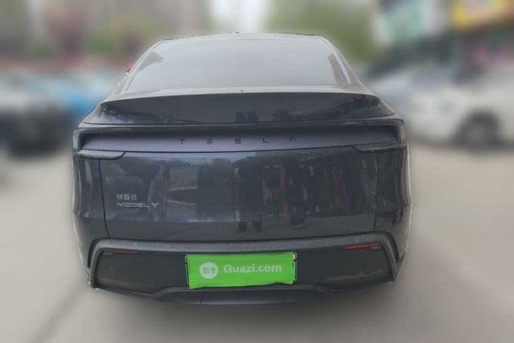 Used Tesla Model Y 2025 Rear-Wheel-Drive Version