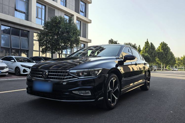 Used Volkswagen Magotan 2023 2 Million Units Commemorative Edition 330TSI DSG Luxury Version