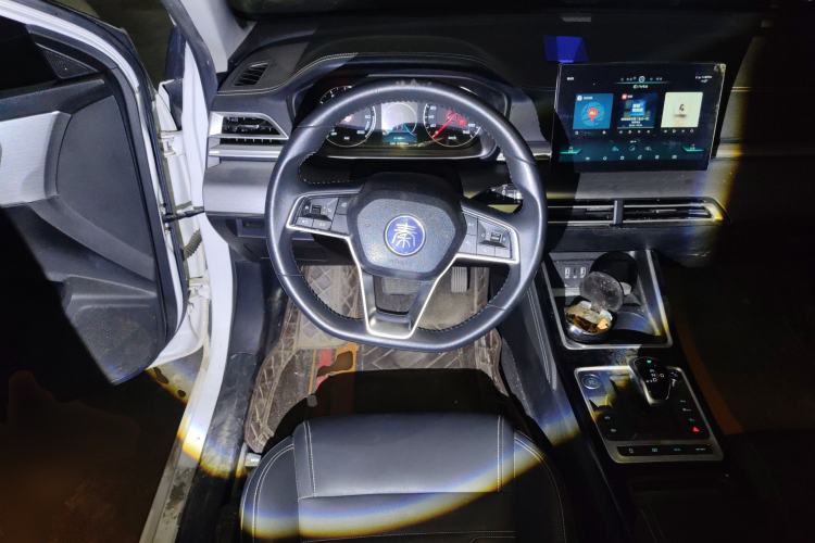 Used BYD Qin New Energy 2019 High-Range Deluxe Model
