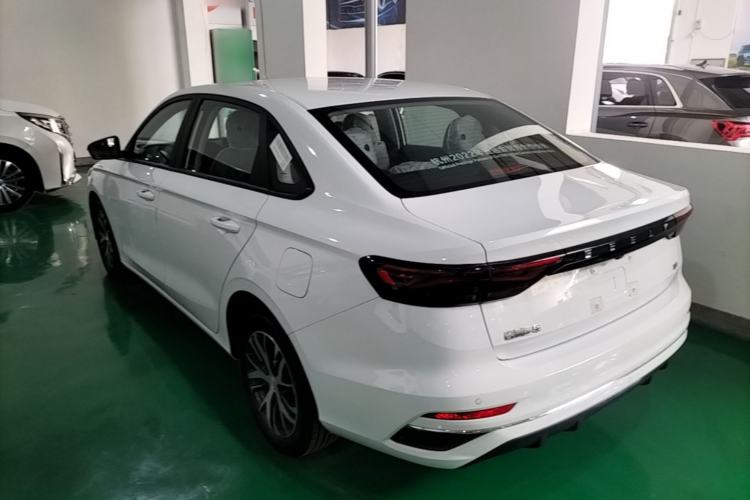 Used Geely Auto Emgrand 2023 4th Generation Champion Edition 1.5L Manual Luxury Model
