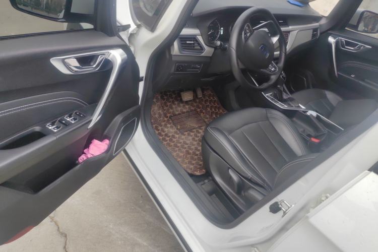 Used Geely Auto Vision X3 2019 Upgraded Model 1.5L CVT Prestige Version