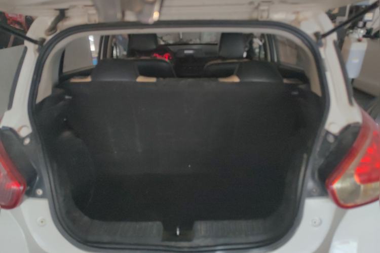 Used Baojun 310 2016 1.2L manual Comfort trim level