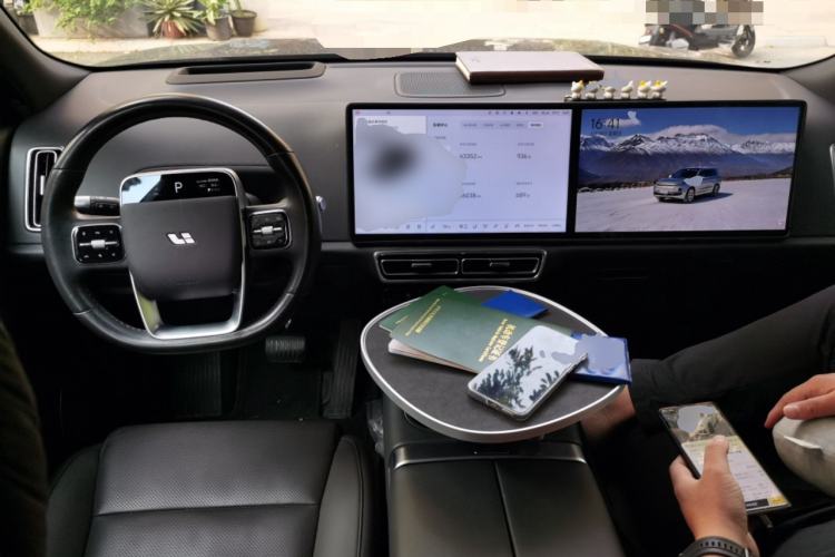 Used Li Auto L8 2023 Pro Model
