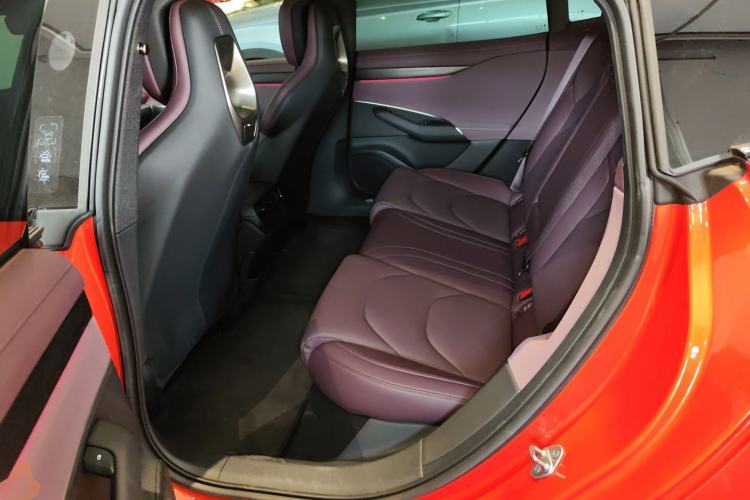 Used Xiaomi Auto SU7 2024 Rear-Drive Long-Range Intelligent Driving Version