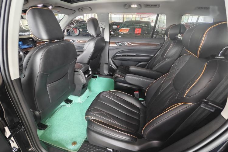 Used Ford Equator 2021 EcoBoost 225 Premier 6-Seater Interior 9