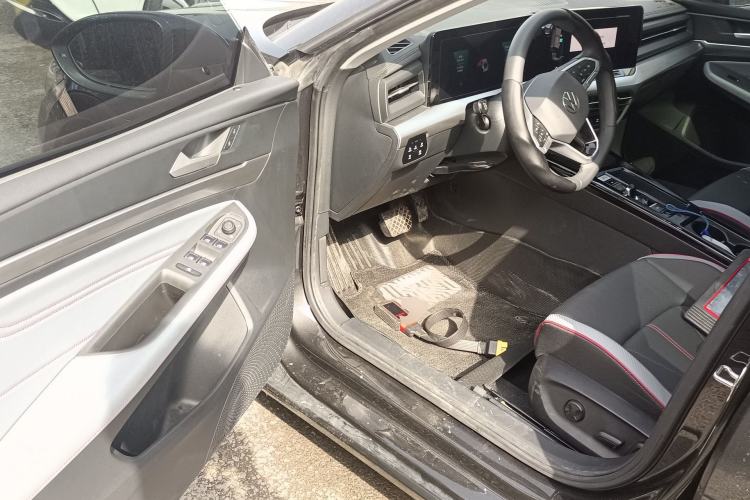 Used Volkswagen Lamando 2024 Lavida L 280TSI DSG Spicy Edition Driver Seat