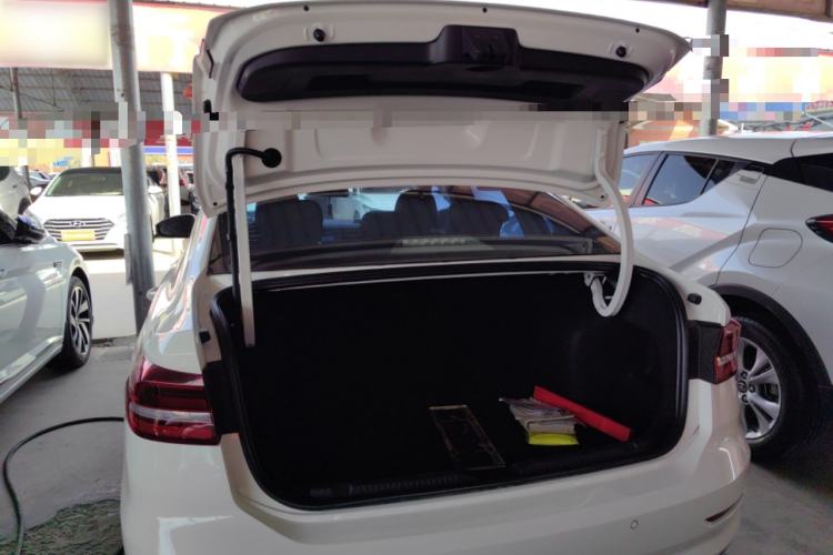 Used Volkswagen Lavida 2022 1.5L Automatic Comfort Edition Trunk