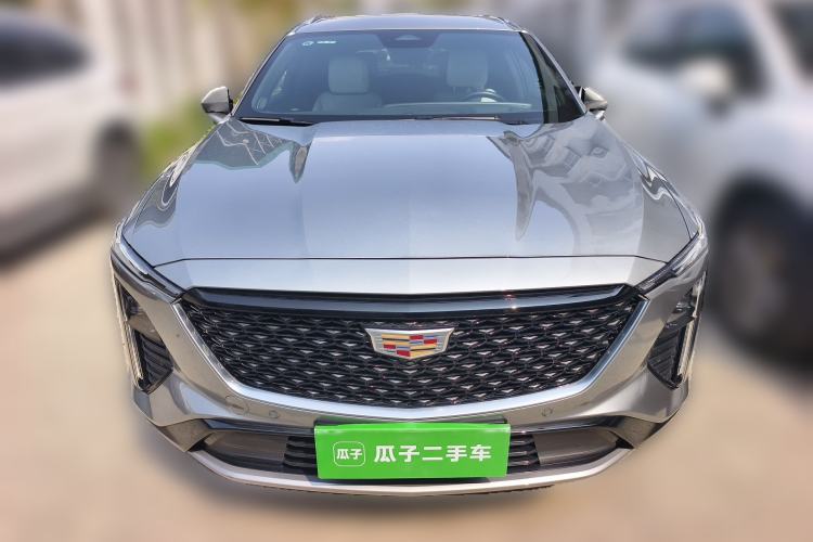 Used Cadillac GT4 2023 25T Prestige Version Front