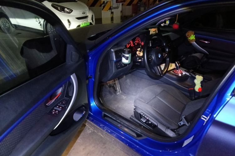 Used BMW 3 Series 2017 320i M Sport Driver Seat