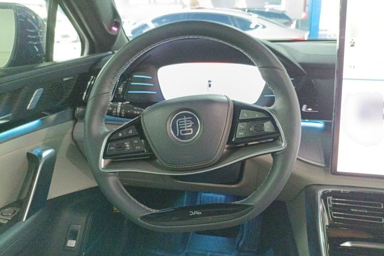 Used BYD Tang New Energy 2022 EV 635 km All-Wheel-Drive Flagship Model Steering Wheel