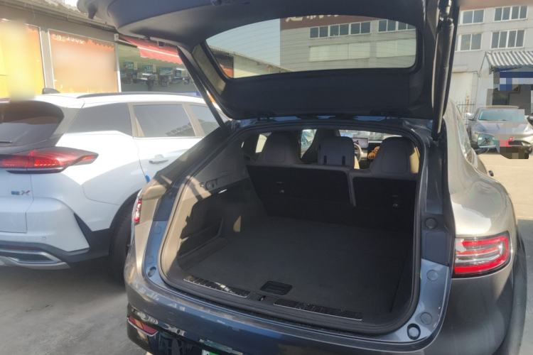 Used Hima Luxeed R7 2025 Range-Extended Version 251 km Max